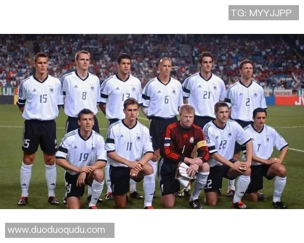 德国足球历史上的巅峰巨星与辉煌时刻解析 德国足球历史上的巅峰巨星与辉煌时刻解析